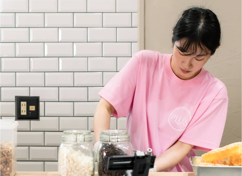 PLUS ヨーグルト×アサイー